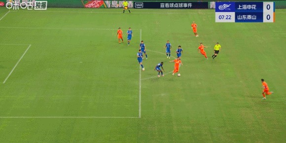 500彩票网官方-雷速评审团：刘洋传中打到马纳法手臂裁判未判点，判罚正确吗