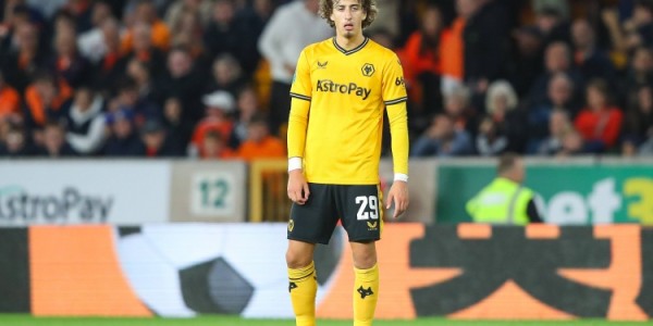 记者：F-席尔瓦未与莱比锡、罗马达协议，狼队不愿与多特谈判